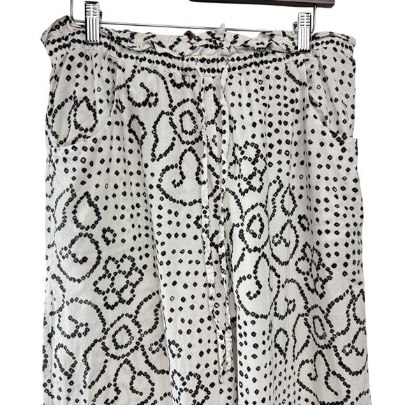Xirena Talyn Geo Print Cropped Wide Leg Pants White Size L Pull On Drawstring - Picture 3 of 8